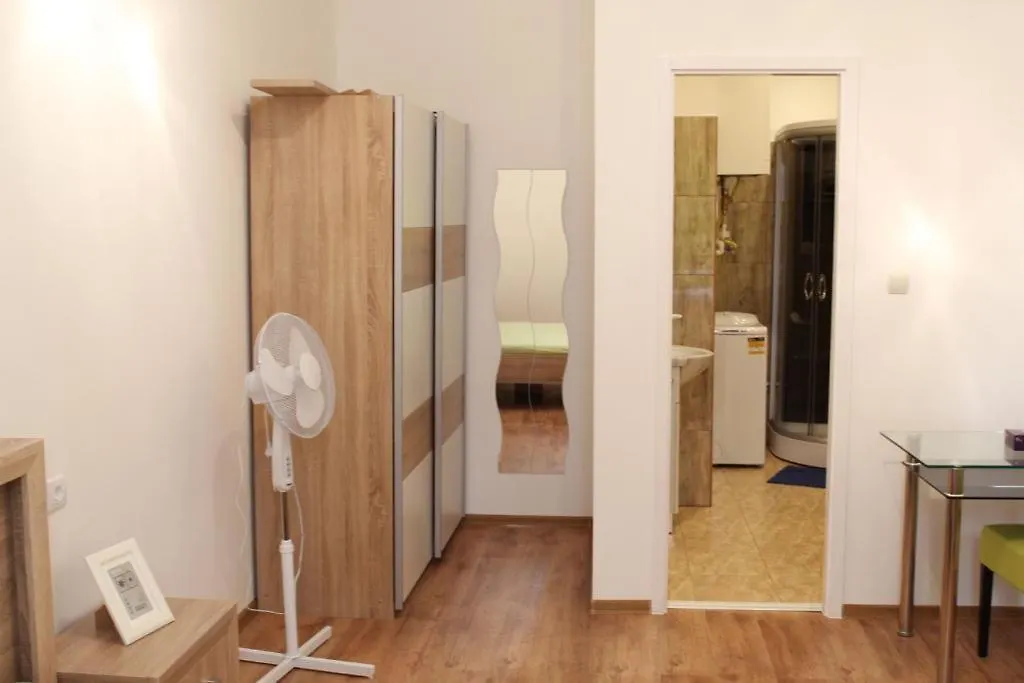Budapest City Center Smart Flat Self Check-In Apartment